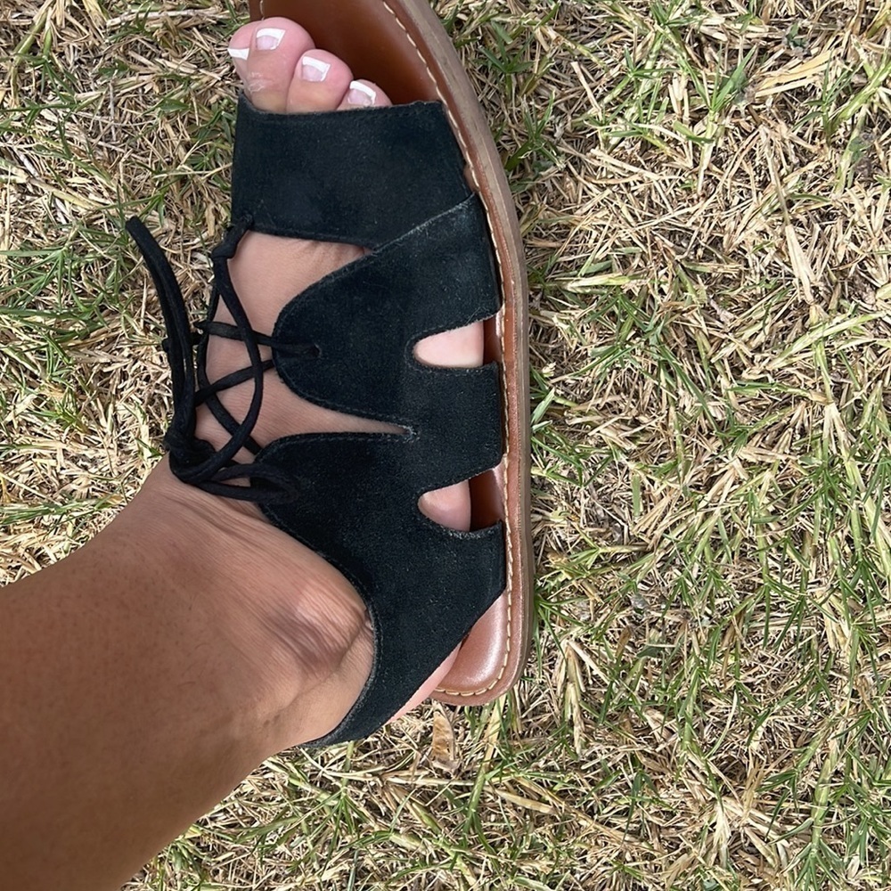 TOMS Black Sandals - Picture 8 of 8